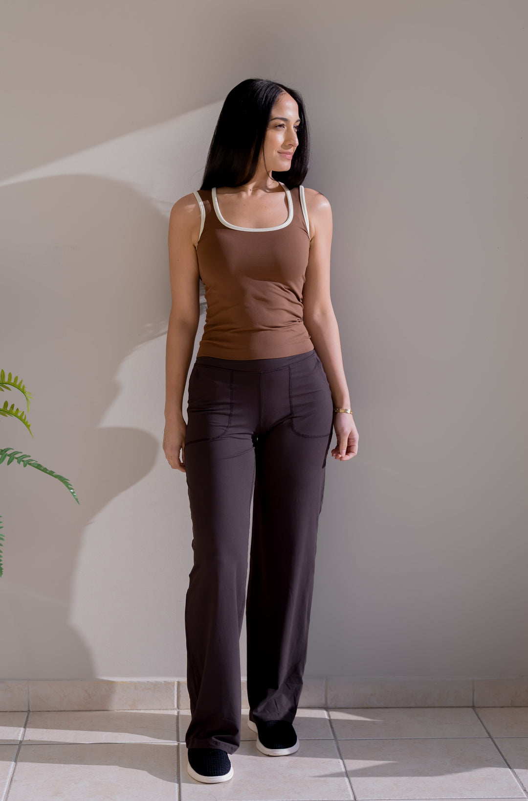 Brownstone Oasis Tank