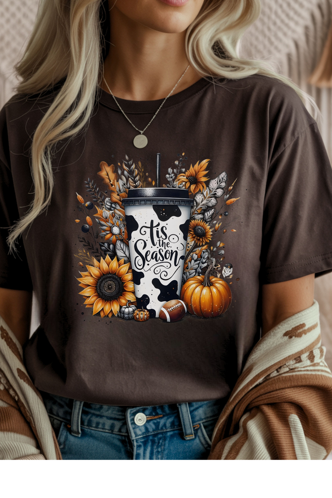 Tis The Season Graphic Tee