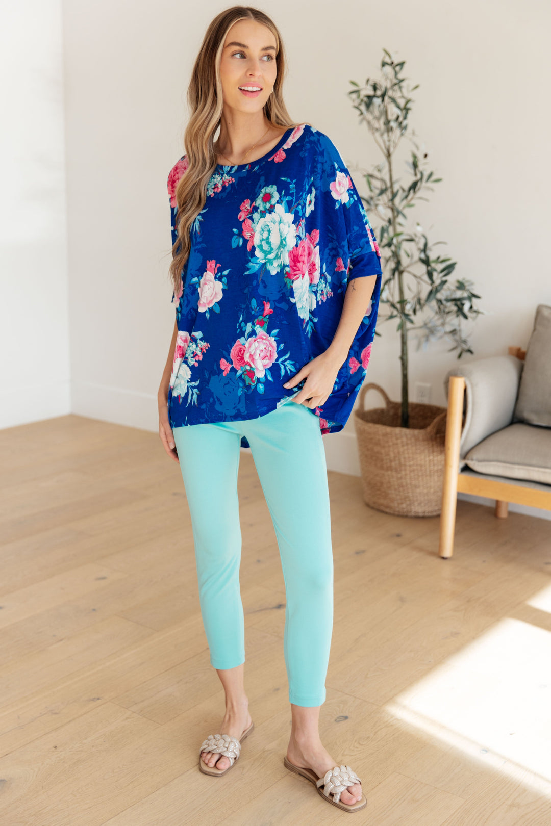 Dear Scarlett Essential Blouse in Royal and Pink Floral - OW *FINAL SALE*