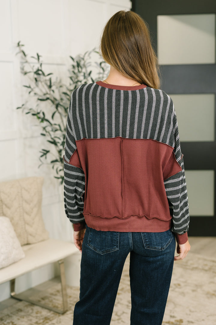 Exceptionally Cozy Contrast Relaxed Pullover