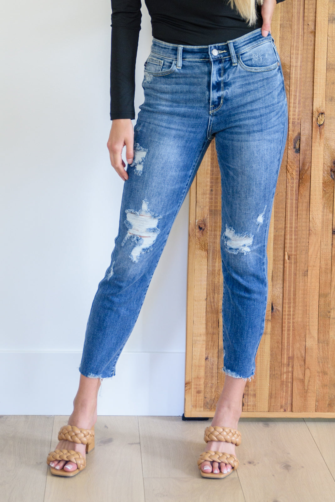 Kyla Destroyed Hi Waist Relaxed Fit Judy Blue Jeans - OW *FINAL SALE*