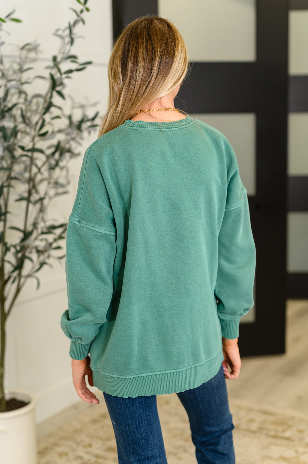 Talk Cozy to Me Stepped Hem Pullover in Dark Green