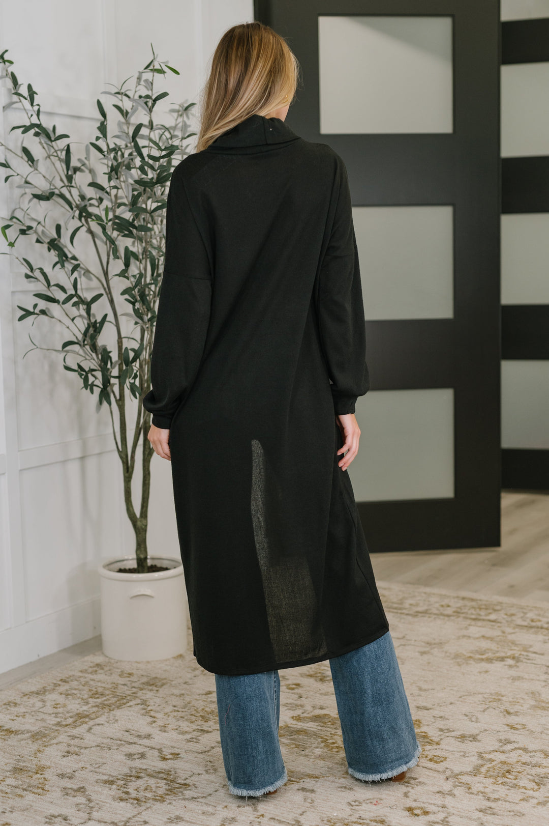 Travel City Scape Turtle Neck Tunic in Black